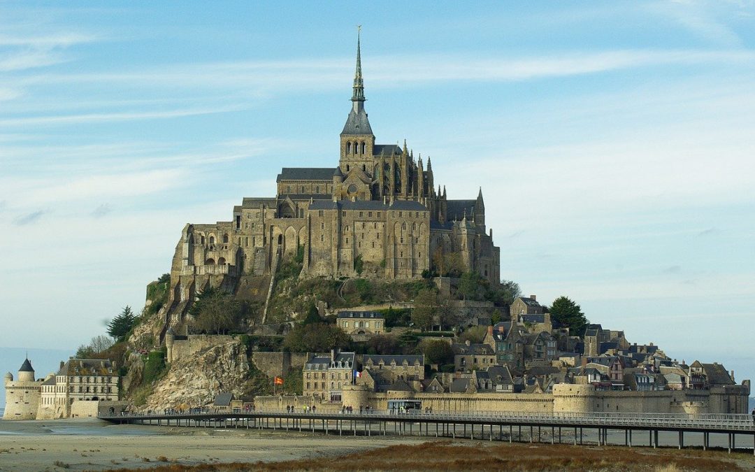 PÈLERINAGE VERS LISIEUX-PONTMAIN-LE MONT SAINT MICHEL