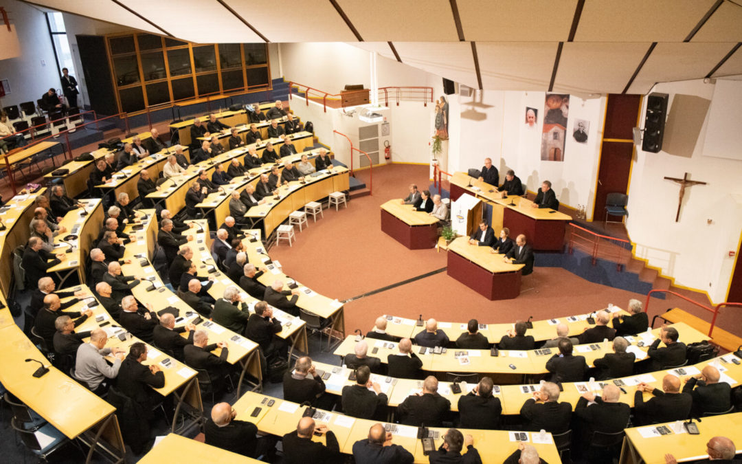 « Une sérénité discrète » à l’Assemblée Plénière